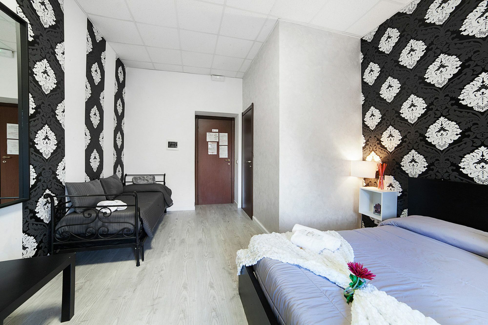Magic Double Hotell Rom Exteriör bild